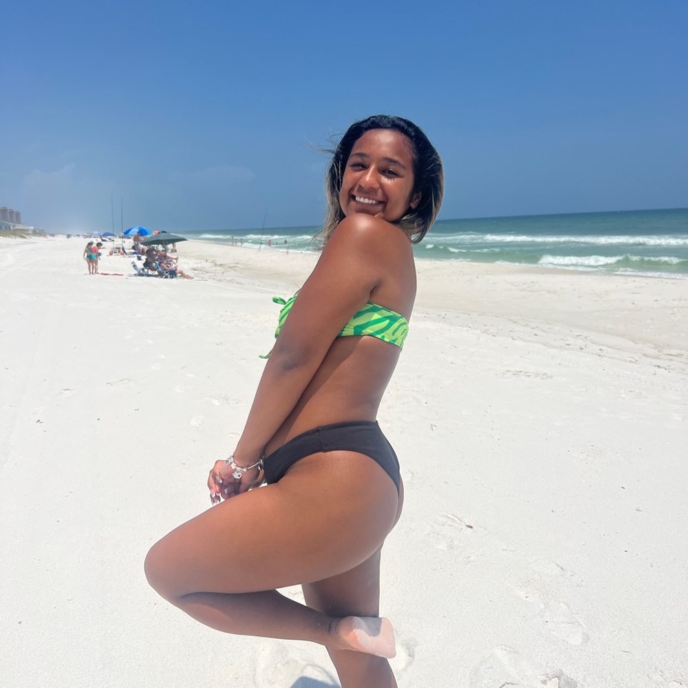 Meet your Posher, Aliyah